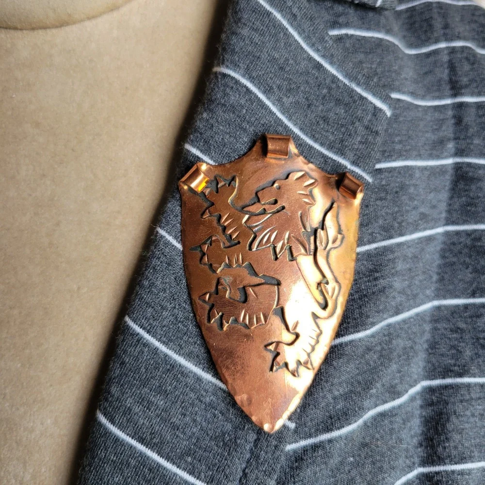 Vintage 1960s Copper Heraldic Lion Rampant Shield Brooch Pendant Ren Faire Lapel